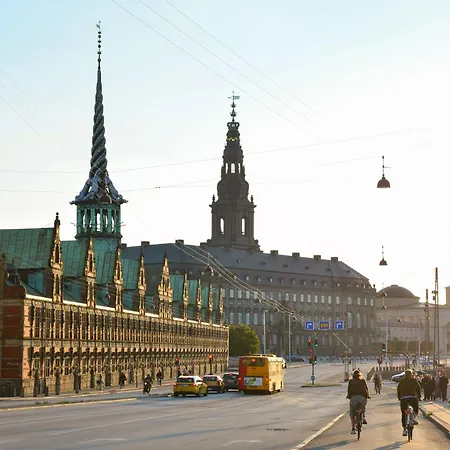 City 4- Spacious Studio In The Center Of Copenhagen-3